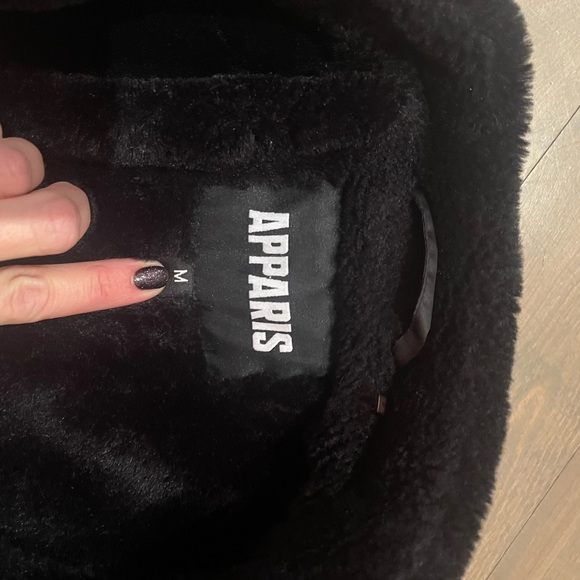 APPARIS FAUX FUR COAT - Picture 6 of 7